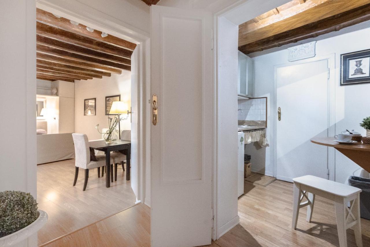 Romantica Studio-Rental In Roma Eksteriør bilde