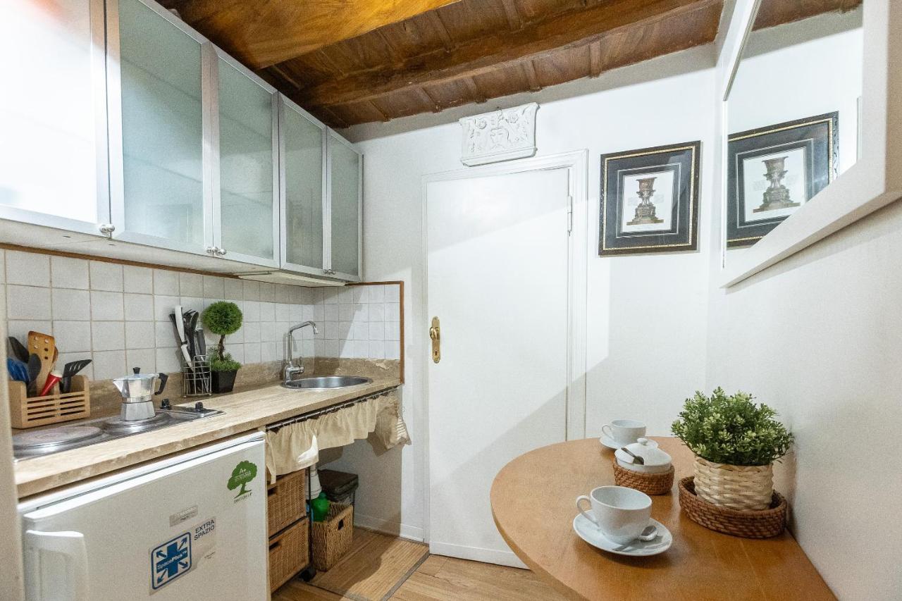 Romantica Studio-Rental In Roma Eksteriør bilde